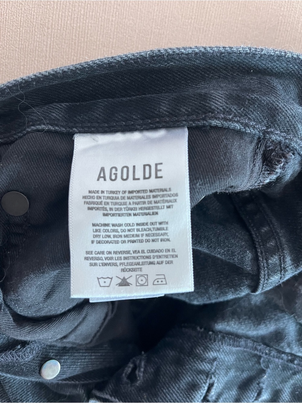 Agolde Riley Shorts - Picture 4 of 5